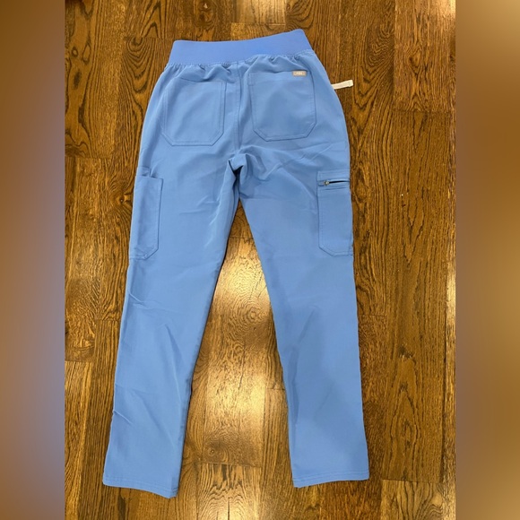 FIGS XS High Waisted Skinny Scrub Pants in Ceil Blue - Picture 6 of 7